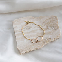 Load image into Gallery viewer, Linked Puddle Bracelet