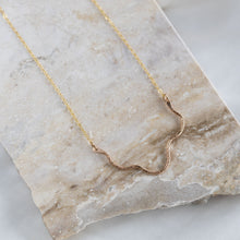 Load image into Gallery viewer, Speckled Endless Wave Necklace
