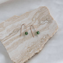 Load image into Gallery viewer, Emerald Pop Arch Earrings