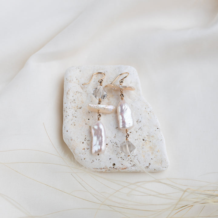Gardenia Pearl Earrings