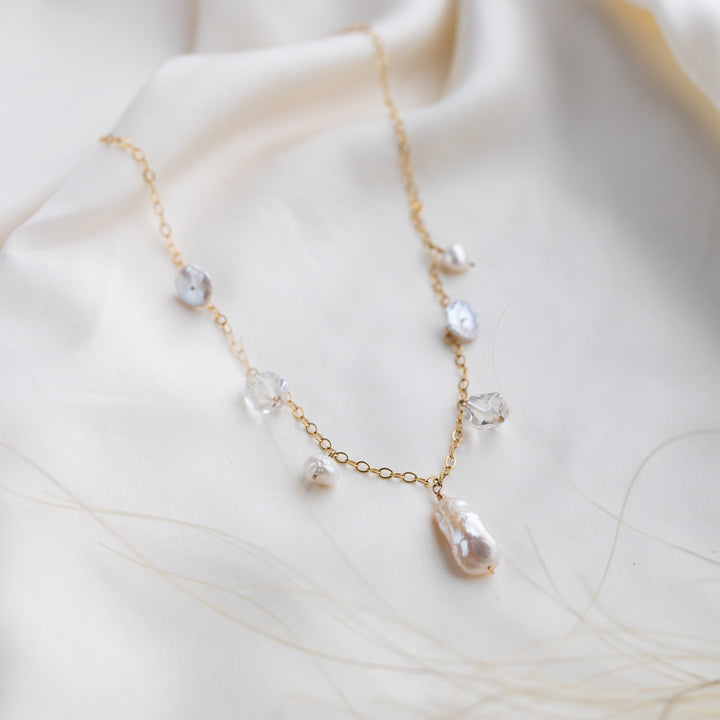 Gardenia Pearl Necklace