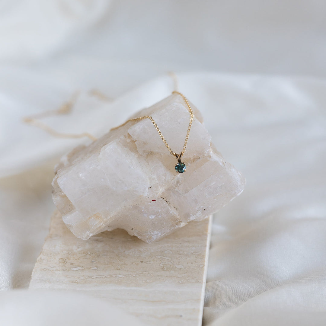 14k Montana Sapphire hálsmen