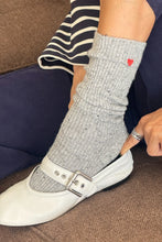 Load image into Gallery viewer, Embroidered Snow Socks, Cookies &amp; Cream