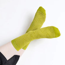 Load image into Gallery viewer, Magnea - SYLVIA SOCKS / SPARKLING MOSS