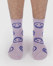 Load image into Gallery viewer, BAGGU Crew Socks, Dusty Pink Happy