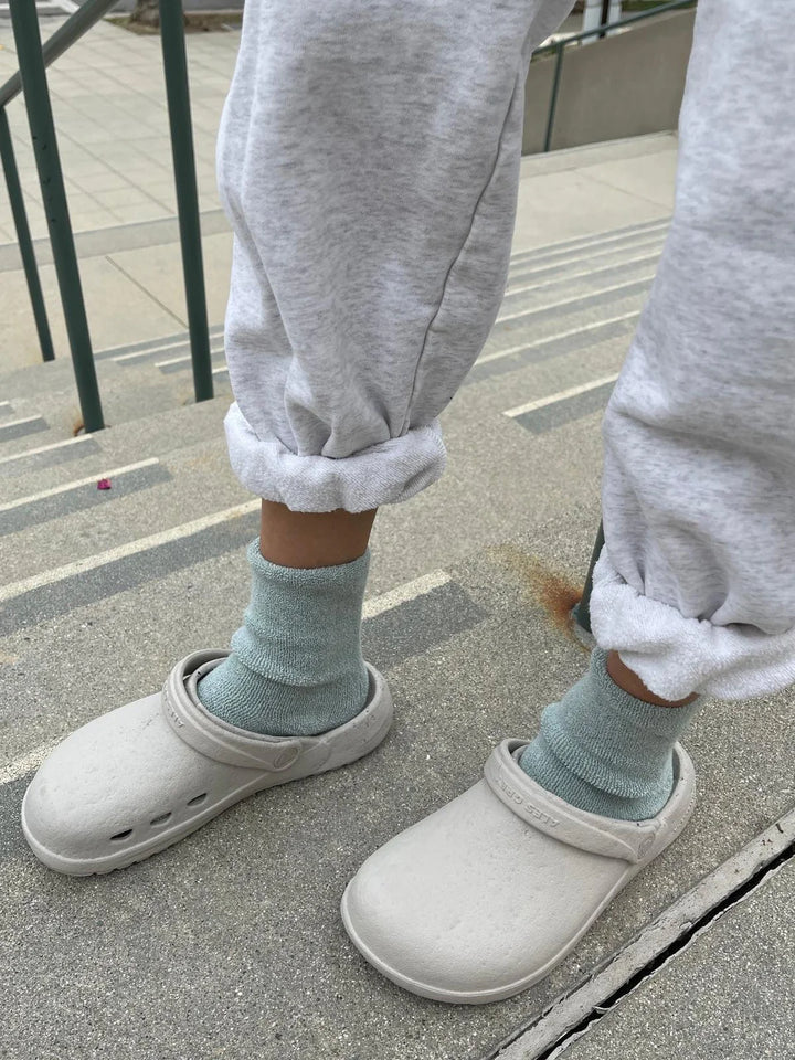 Cloud Socks, Bay