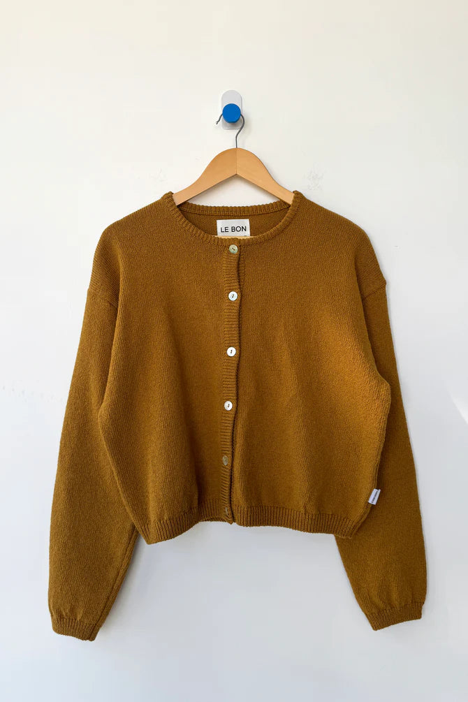 Leila Cardigan, Dijon