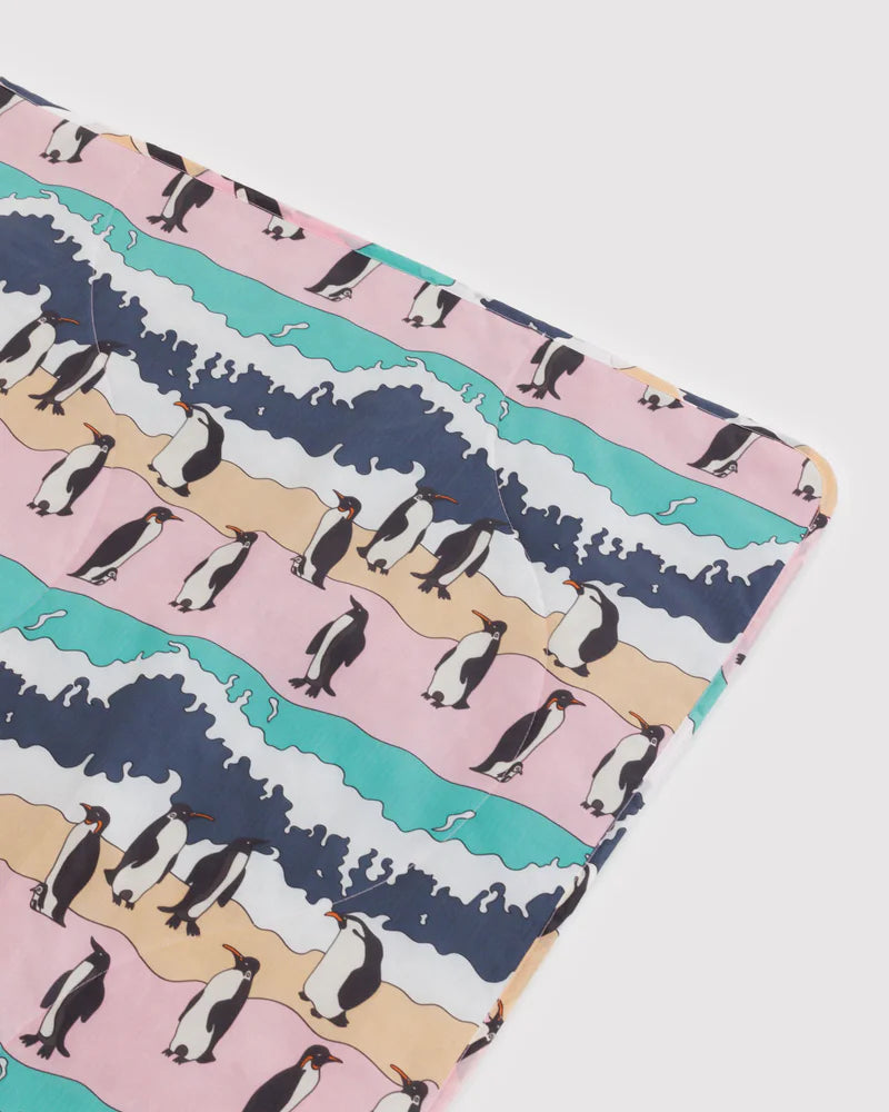 BAGGU Puffy Picnic Blanket, Penguin