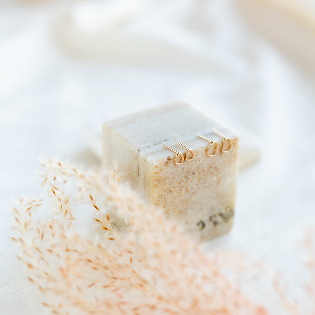 14k Vök Studs
