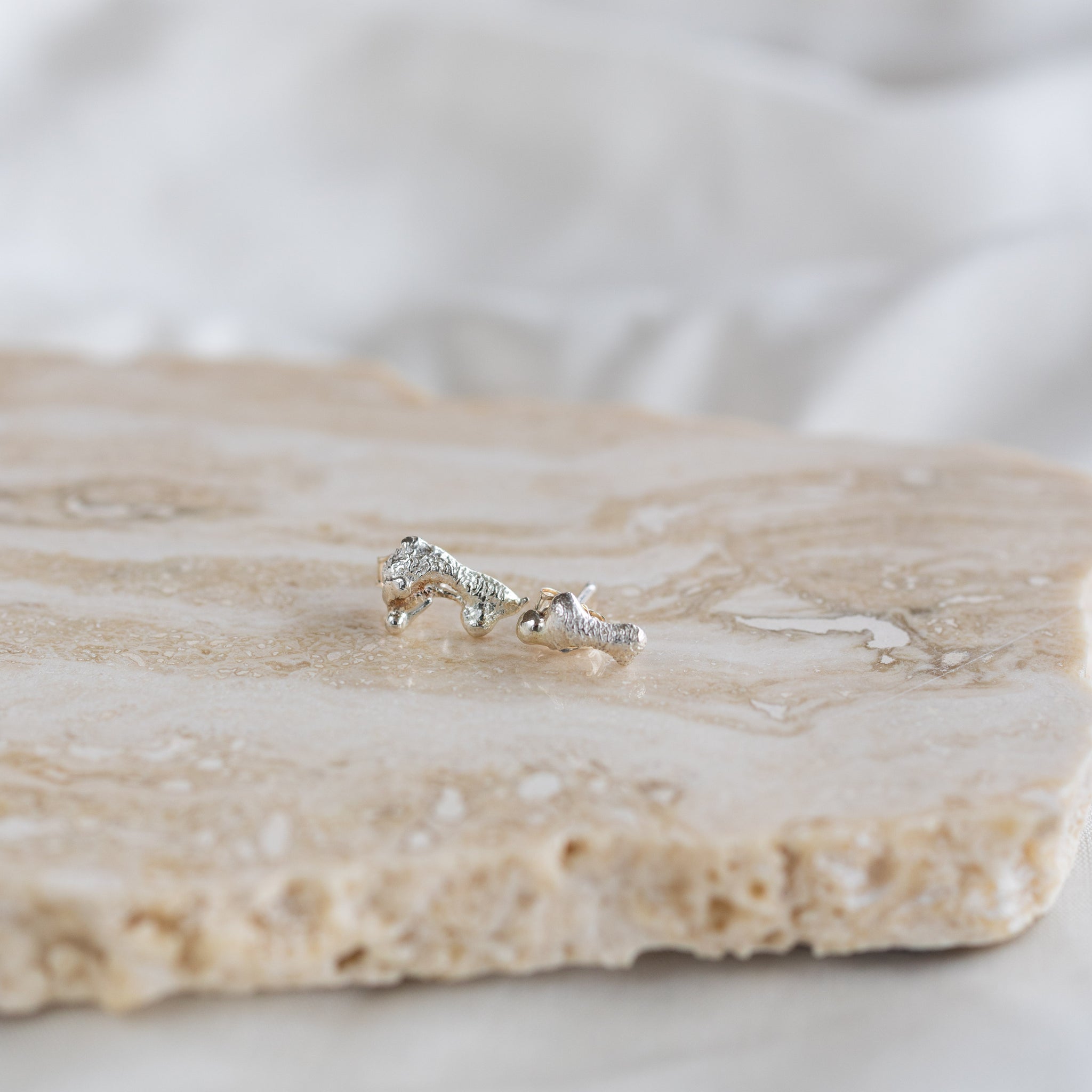 Melt Studs – mjöll