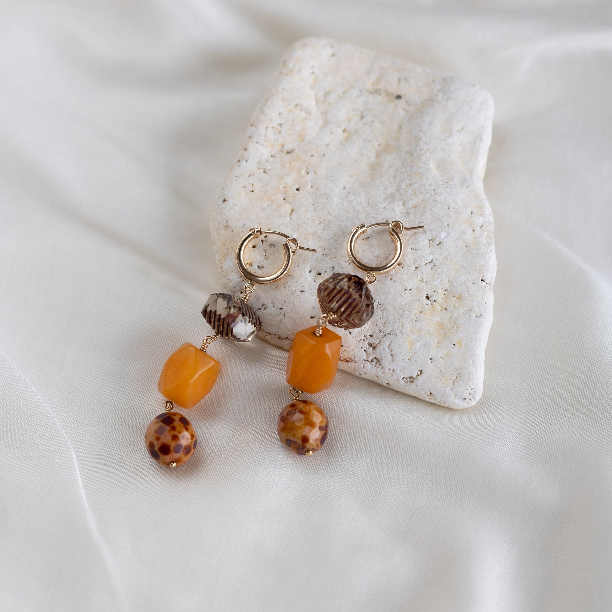 70's Statement Huggies – mjöll