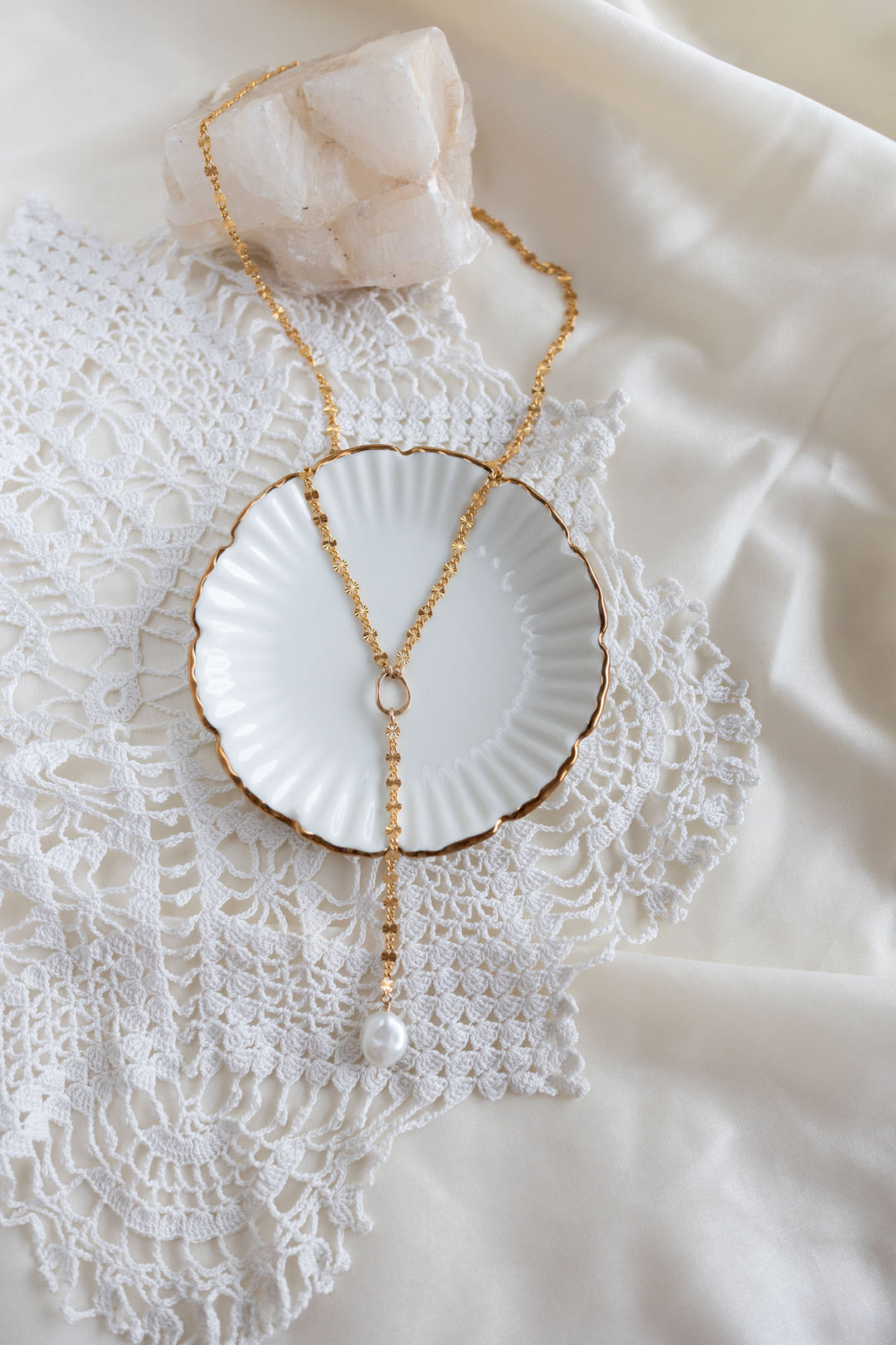 Sunburst Pearl Lariat