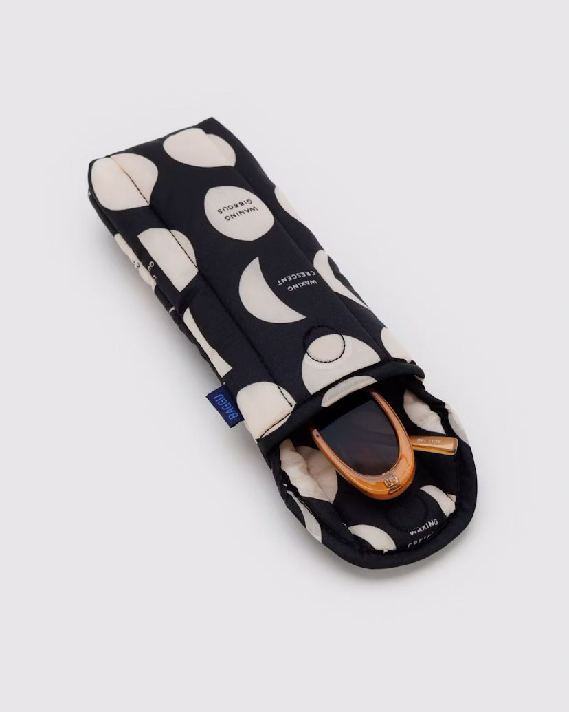 BAGGU Puffy Glasses Sleeve, Moon