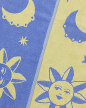 Load image into Gallery viewer, BAGGU Bath Towel, Sun &amp; Moon