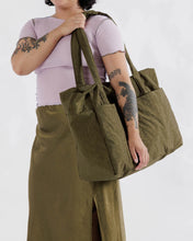 Load image into Gallery viewer, BAGGU Cloud Carry On, Seaweed