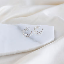 Load image into Gallery viewer, Vök Hoops