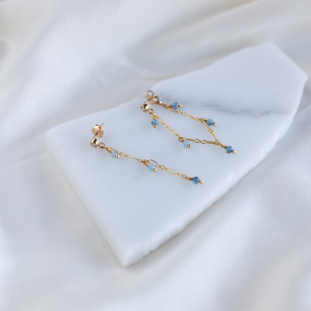 Aquamarine Tassel eyrnalokkar