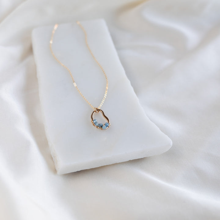 Vök hálsmen, Aquamarine