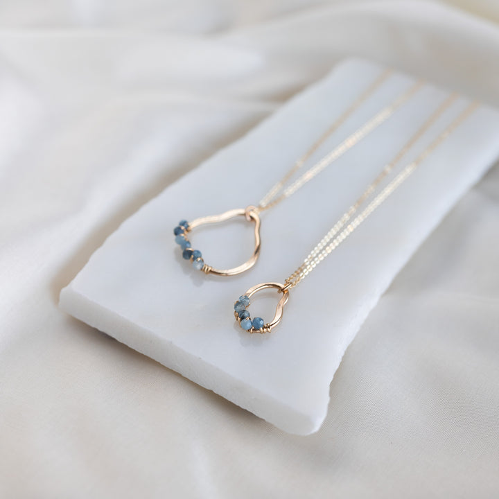 Vök hálsmen, Aquamarine