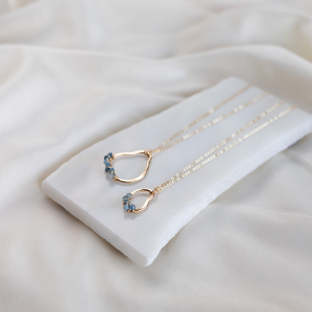 Vök hálsmen, Aquamarine