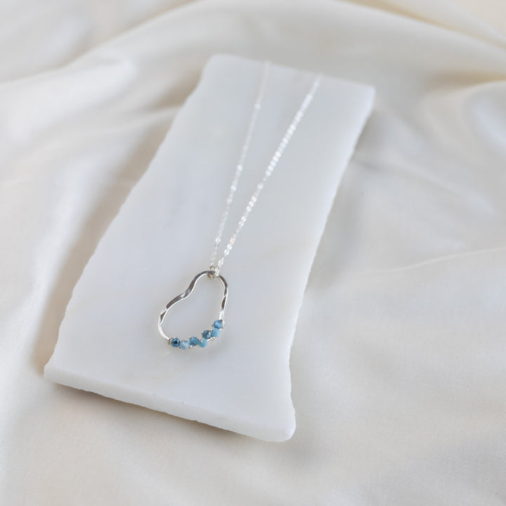 Vök hálsmen, Aquamarine