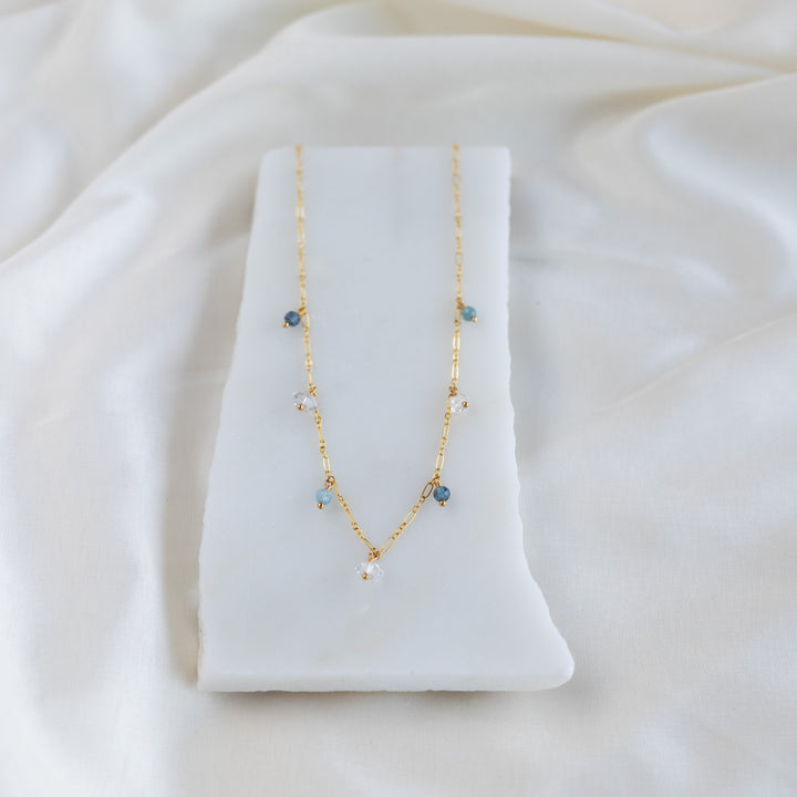 Vök Teardrop Necklace