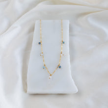 Load image into Gallery viewer, Vök Teardrop Necklace