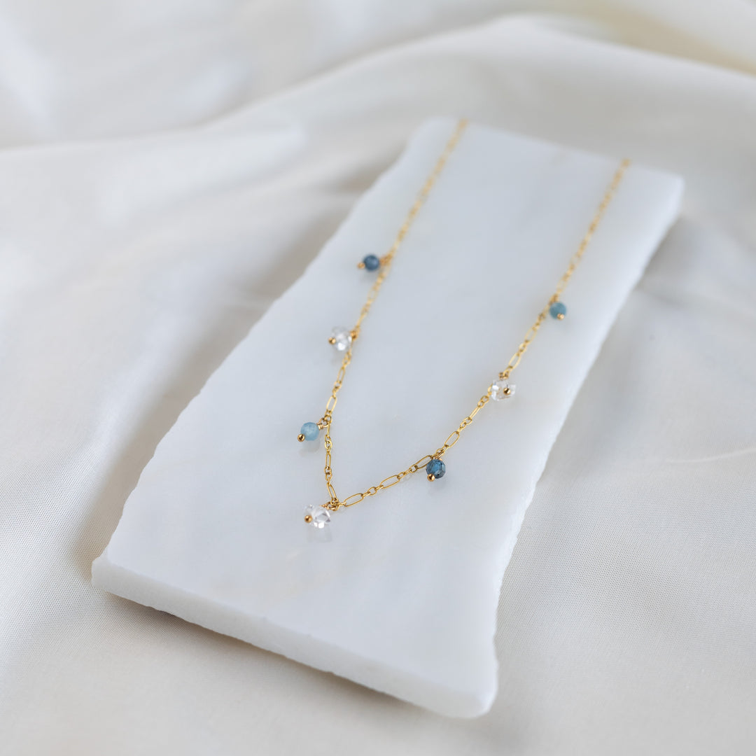 Vök Teardrop Necklace