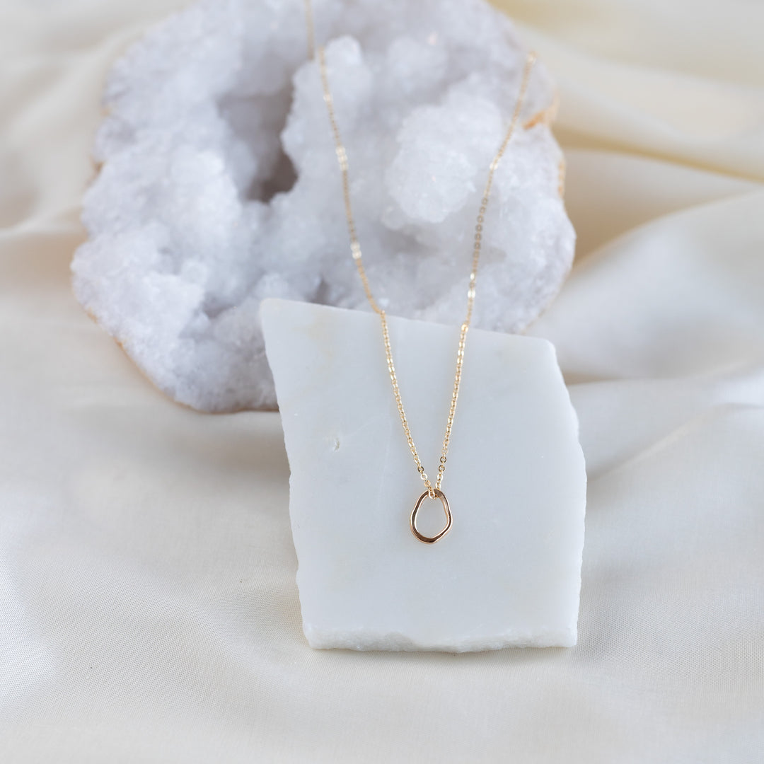 Petite Vök Necklace