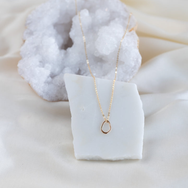 Petite Vök Necklace