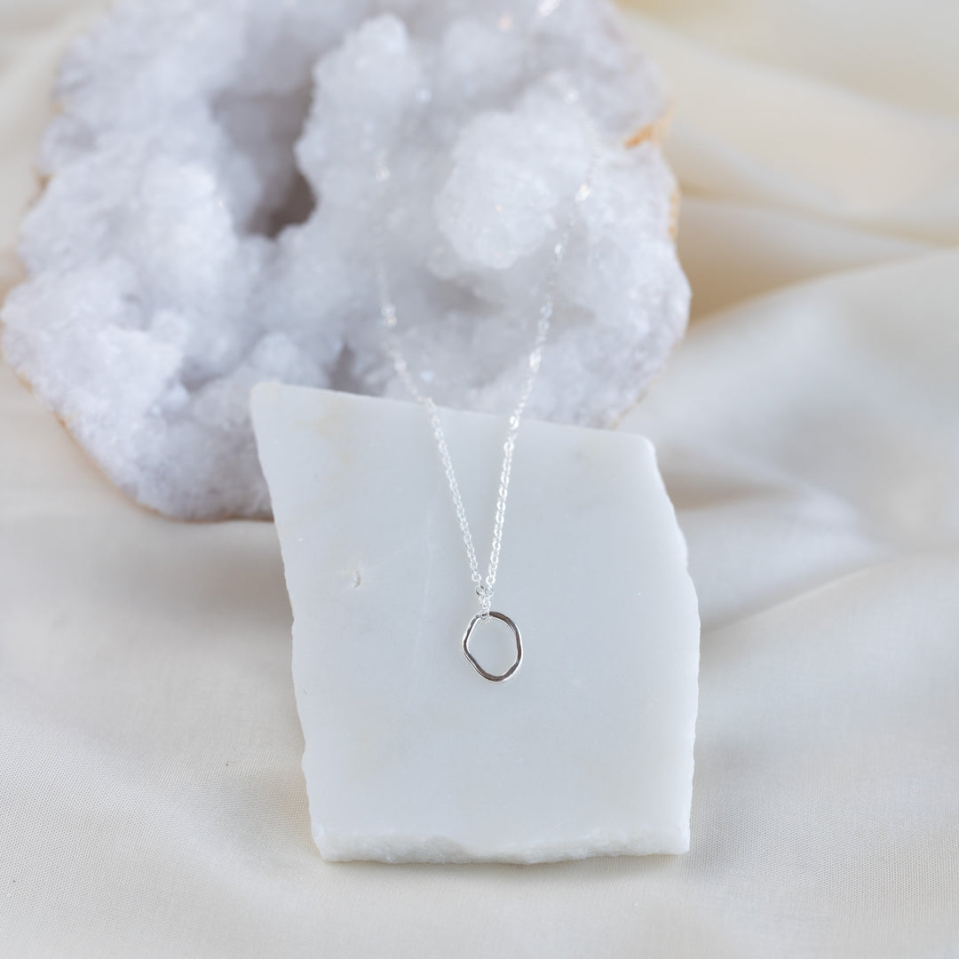 Petite Vök Necklace