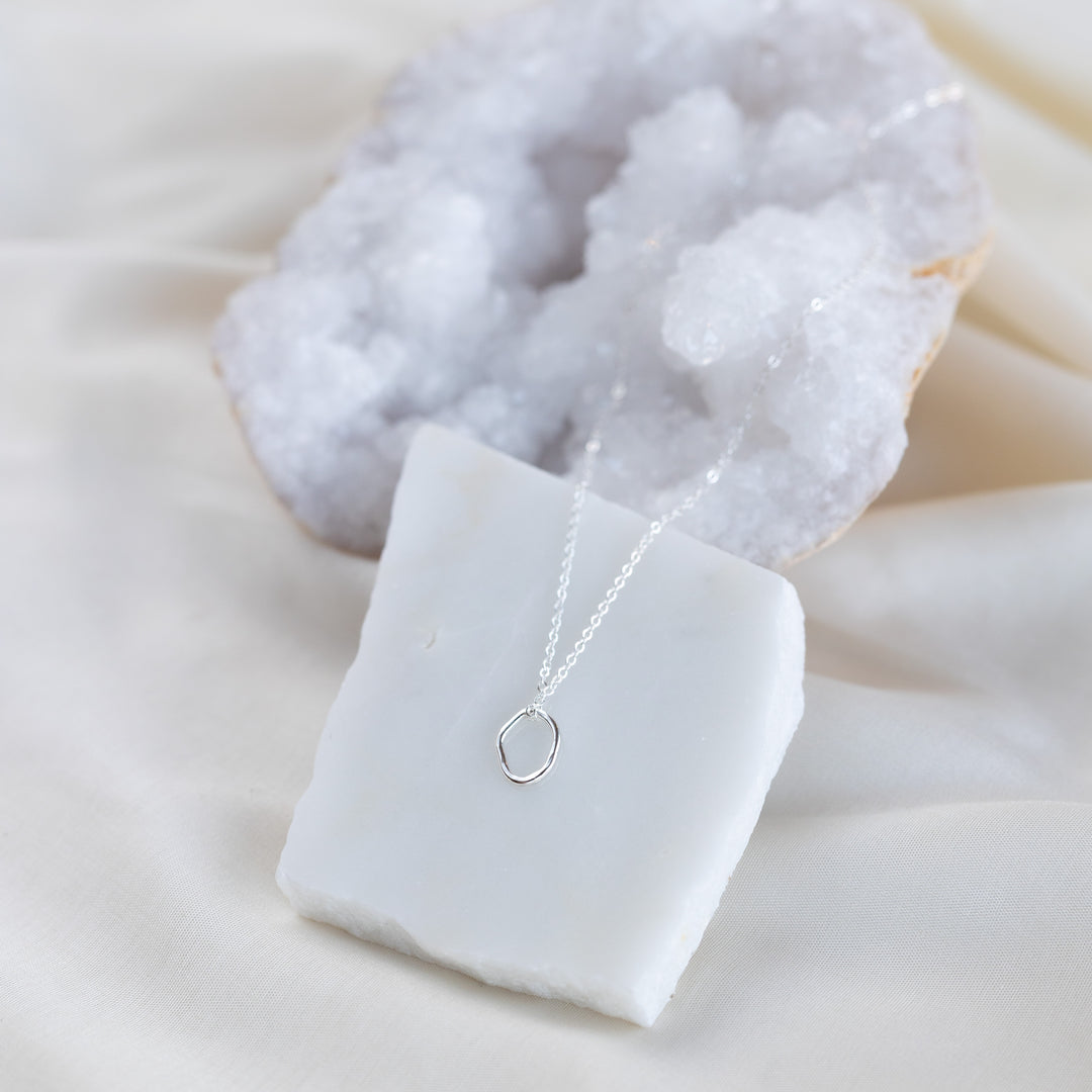 Petite Vök Necklace