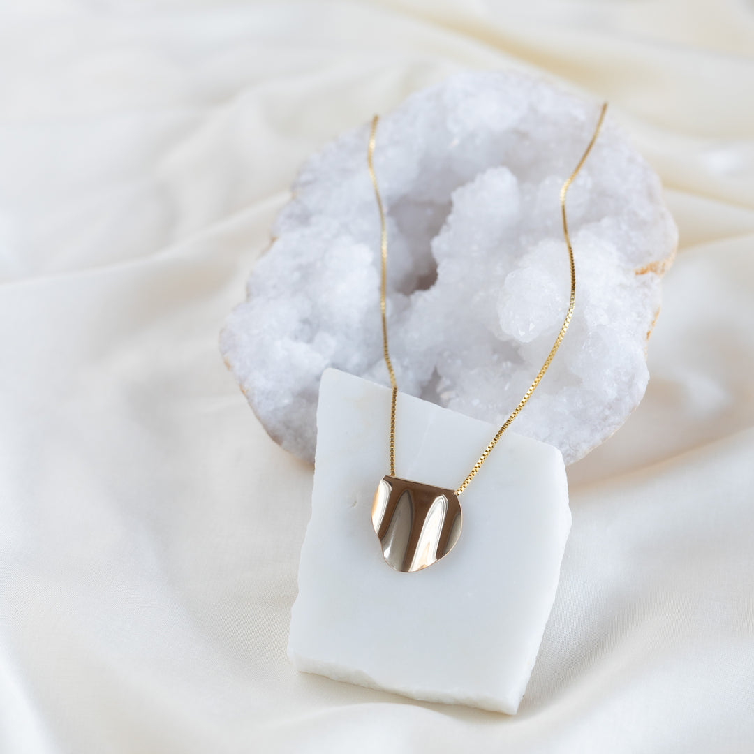 Vök Speglun Necklace