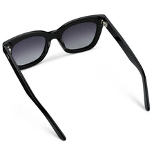 Hlaða mynd inn í gallerískoðara, Stormi Sunglasses, Black