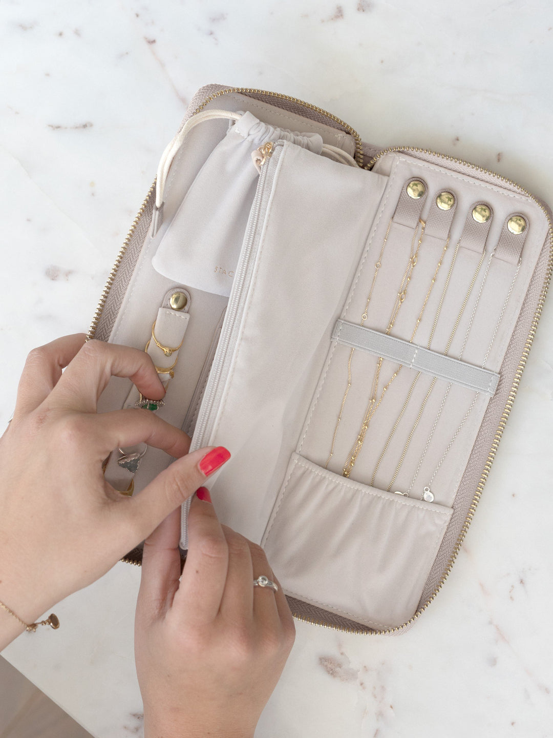 Stackers Slim Travel Case, Taupe