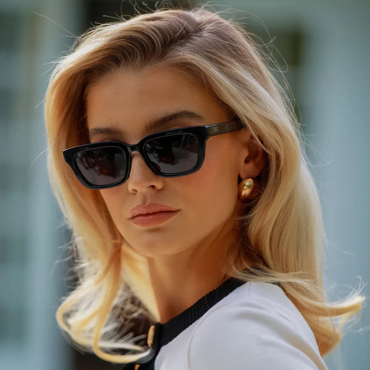 WMP Vivian Sunglasses, Black