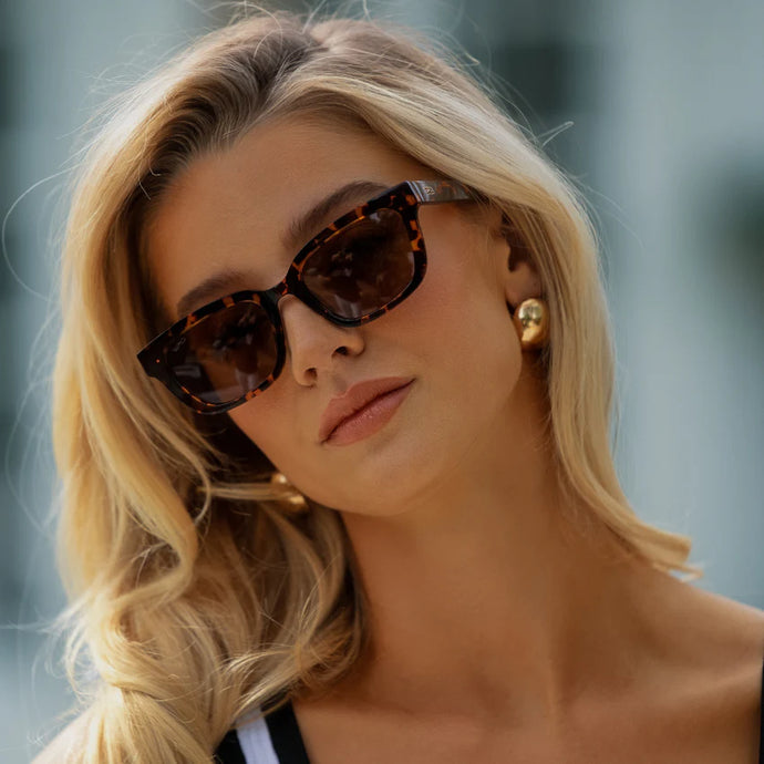 WMP Vivian Sunglasses, Tortoise