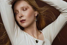 Load image into Gallery viewer, Vök Earrings, Aquamarine