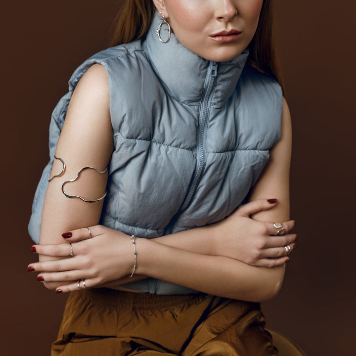 Vök Arm Cuff