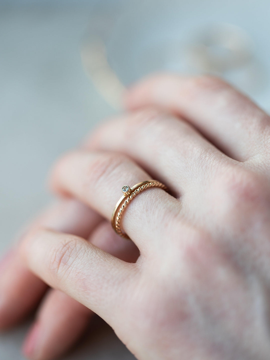 14k Delicate Twist Ring