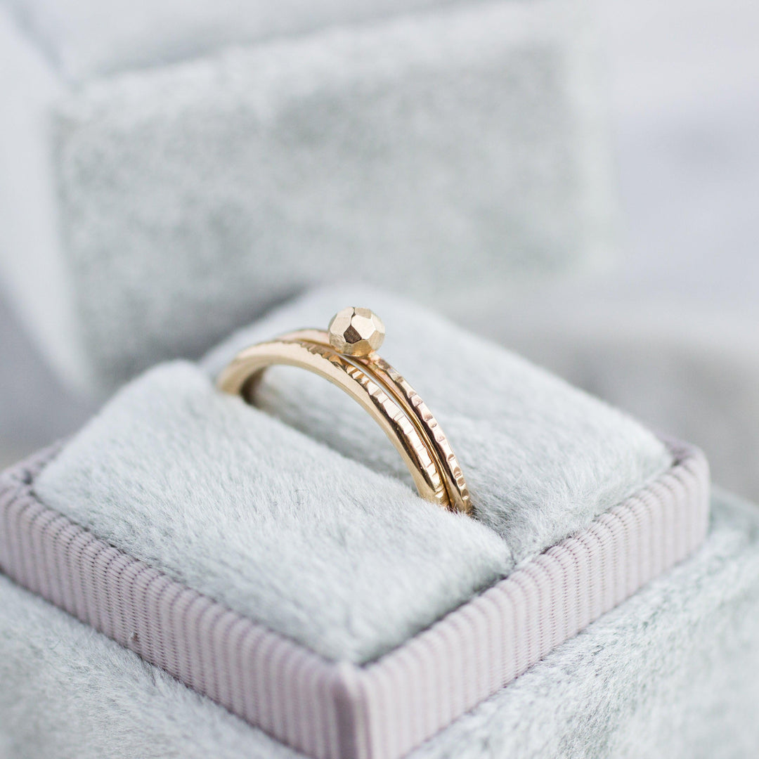14k Pebble hringur