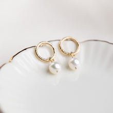 Load image into Gallery viewer, Circle &amp; Pearl Earrings