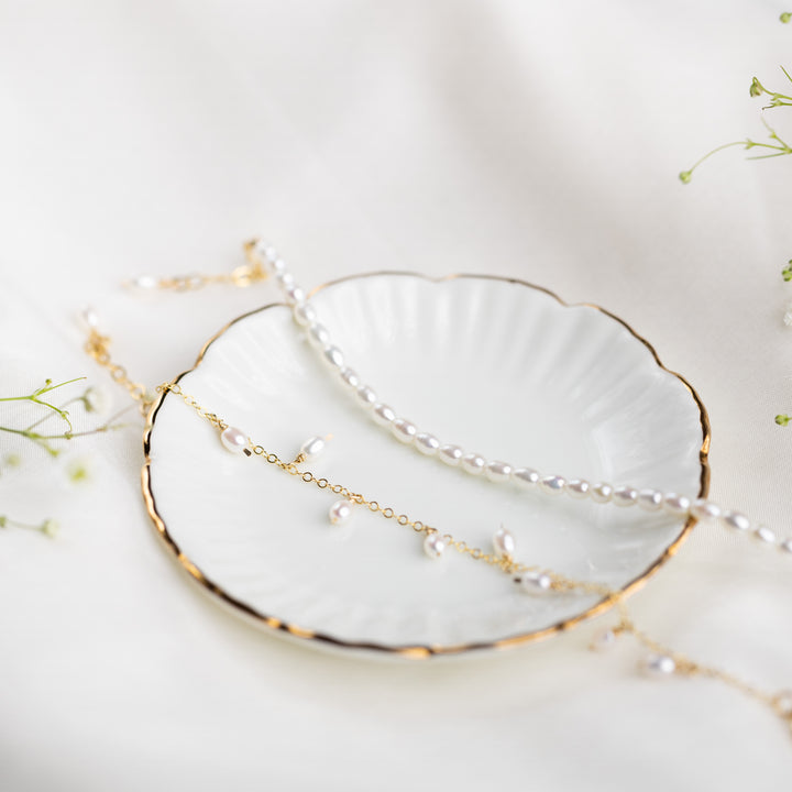 Classic Pearl Bracelet