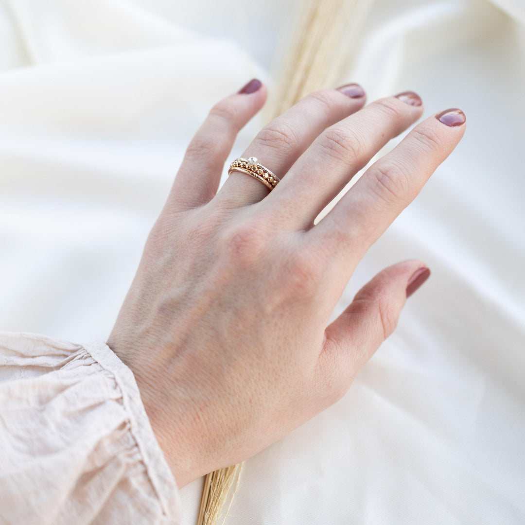 Dot Ring