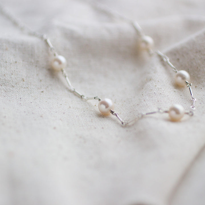 Pearl &amp; Link Necklace