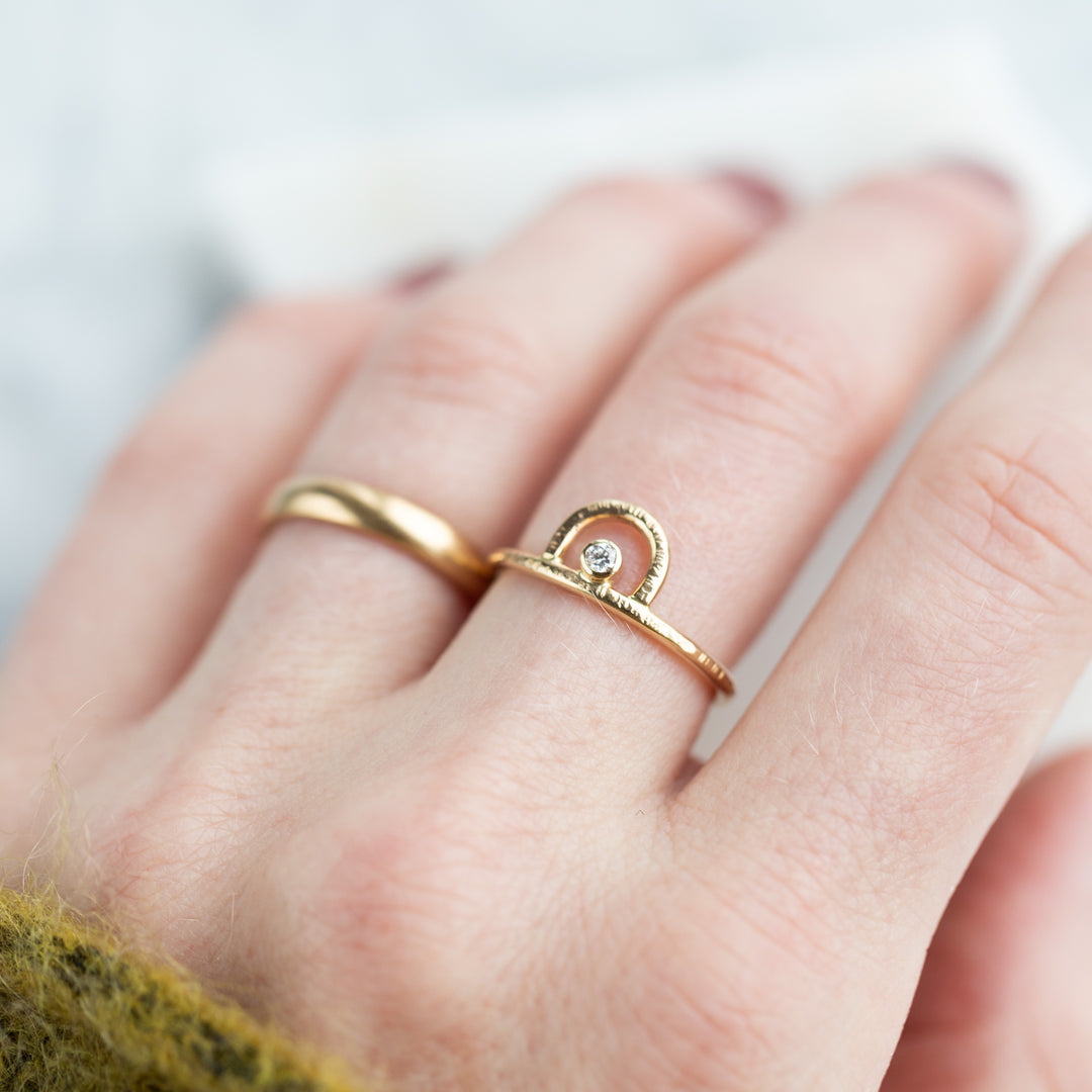 14k Solar Diamond Ring