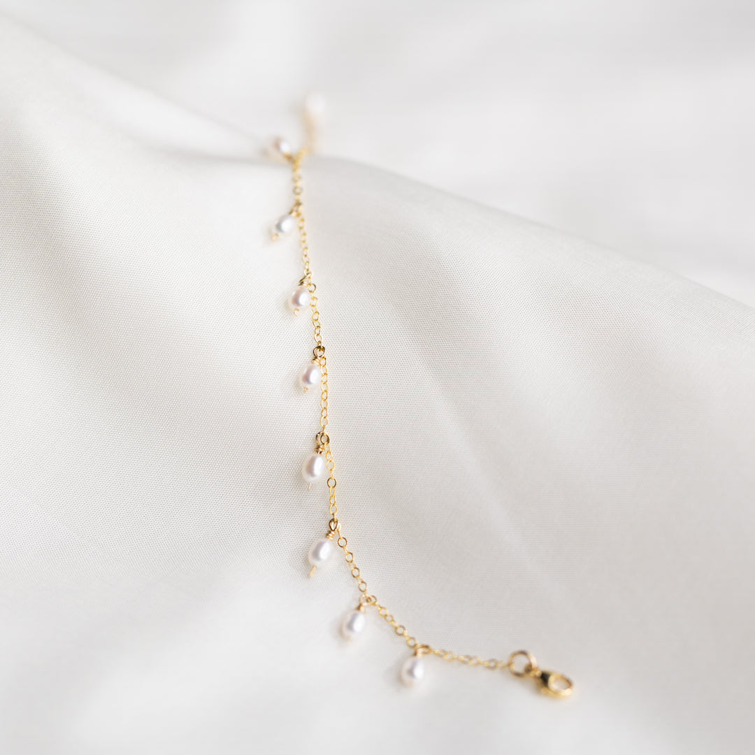 Teardrop Pearl Bracelet