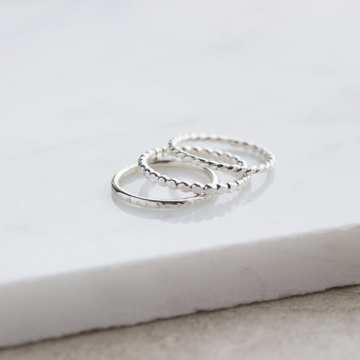 Delicate Twist Ring