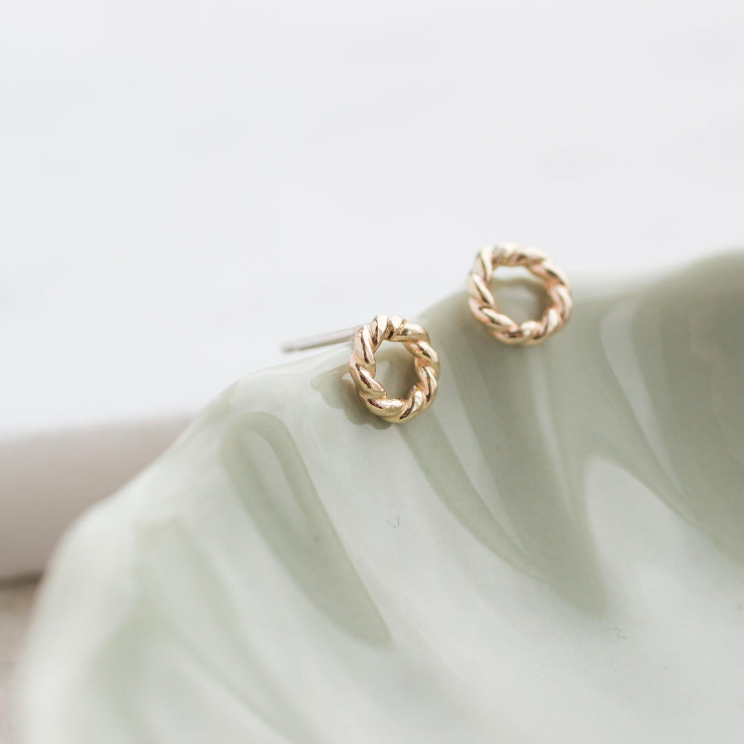 Twist Studs